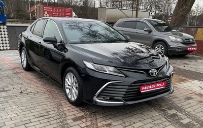 Toyota Camry, 2023 год, 3 800 000 рублей, 1 фотография