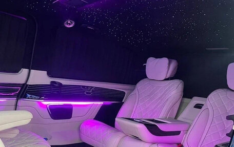 Mercedes-Benz V-Класс, 2023 год, 11 800 000 рублей, 4 фотография