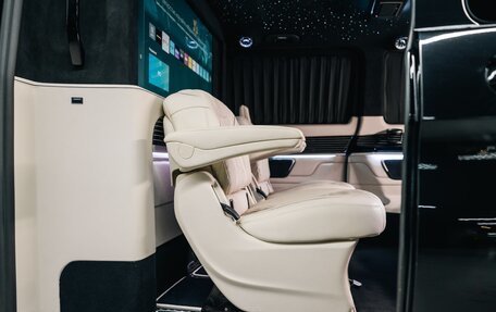 Mercedes-Benz V-Класс, 2023 год, 11 800 000 рублей, 14 фотография