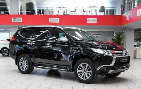 Mitsubishi Pajero Sport III рестайлинг, 2018 год, 2 449 000 рублей, 2 фотография