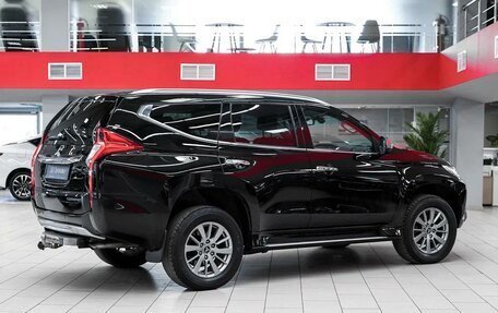 Mitsubishi Pajero Sport III рестайлинг, 2018 год, 2 449 000 рублей, 4 фотография