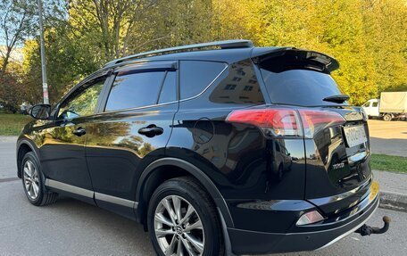 Toyota RAV4, 2017 год, 3 190 000 рублей, 5 фотография