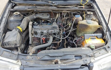 Volkswagen Passat B4, 1995 год, 300 000 рублей, 16 фотография