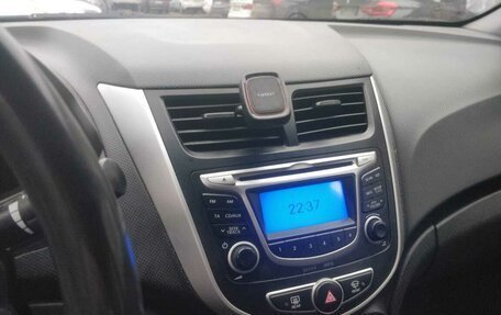 Hyundai Solaris II рестайлинг, 2014 год, 770 000 рублей, 8 фотография