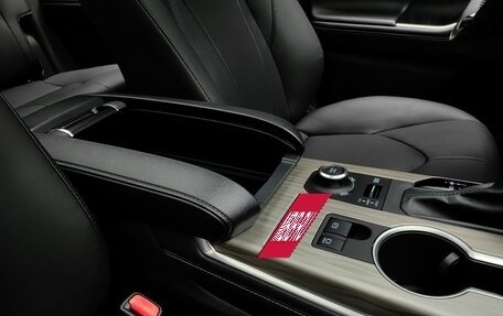 Toyota Highlander, 2025 год, 6 150 000 рублей, 24 фотография