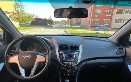 Hyundai Solaris II рестайлинг, 2012 год, 770 000 рублей, 18 фотография