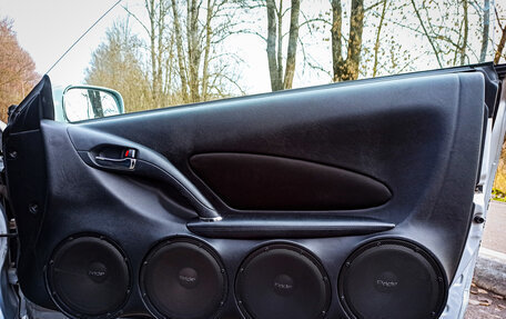 Toyota Celica VII рестайлинг, 2003 год, 1 090 000 рублей, 15 фотография