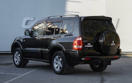 Mitsubishi Montero III, 2004 год, 949 000 рублей, 2 фотография