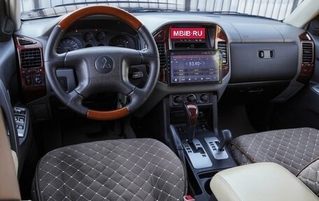 Mitsubishi Montero III, 2004 год, 949 000 рублей, 6 фотография