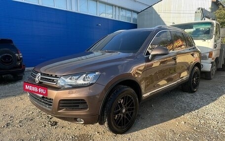 Volkswagen Touareg III, 2011 год, 1 800 000 рублей, 8 фотография