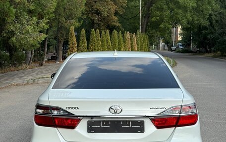 Toyota Camry, 2015 год, 2 200 000 рублей, 4 фотография
