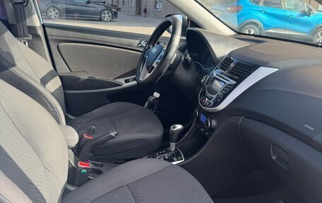 Hyundai Solaris II рестайлинг, 2012 год, 890 000 рублей, 9 фотография