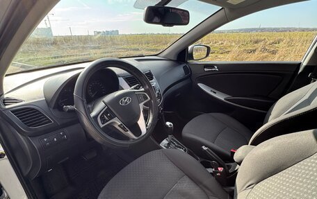 Hyundai Solaris II рестайлинг, 2012 год, 890 000 рублей, 10 фотография