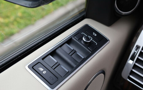 Land Rover Range Rover IV рестайлинг, 2016 год, 4 098 898 рублей, 25 фотография