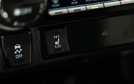 Toyota RAV4, 2025 год, 4 490 000 рублей, 29 фотография