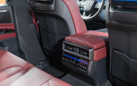 Lexus LX, 2025 год, 18 890 000 рублей, 20 фотография