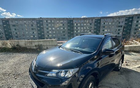 Toyota RAV4, 2015 год, 2 100 000 рублей, 4 фотография