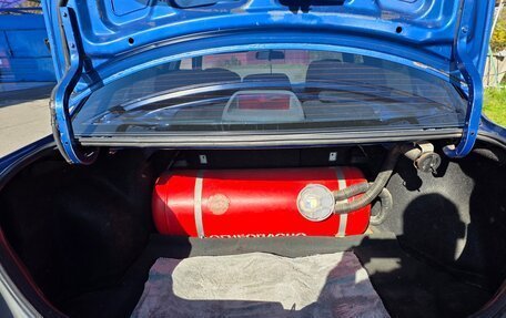 Mazda 323, 2000 год, 300 000 рублей, 10 фотография