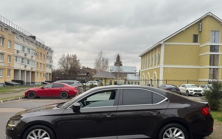 Skoda Superb III рестайлинг, 2017 год, 1 300 000 рублей, 6 фотография