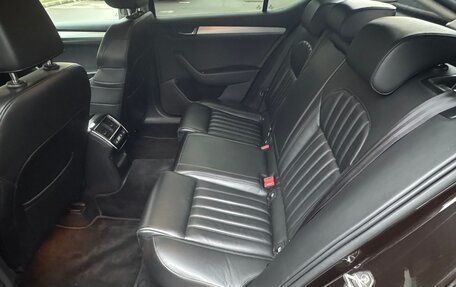 Skoda Superb III рестайлинг, 2017 год, 1 300 000 рублей, 12 фотография