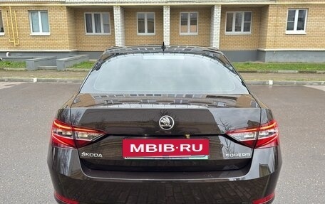 Skoda Superb III рестайлинг, 2017 год, 1 300 000 рублей, 7 фотография