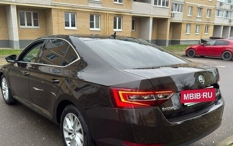 Skoda Superb III рестайлинг, 2017 год, 1 300 000 рублей, 4 фотография