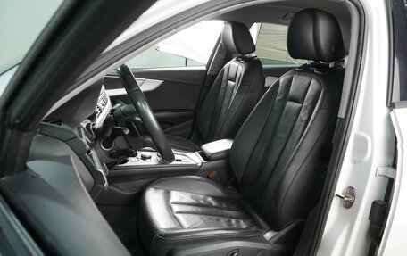 Audi A4, 2018 год, 2 349 000 рублей, 10 фотография