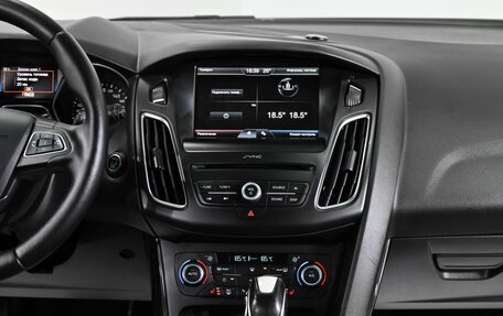 Ford Focus III, 2017 год, 899 000 рублей, 10 фотография