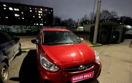 Hyundai Solaris II рестайлинг, 2012 год, 935 000 рублей, 1 фотография