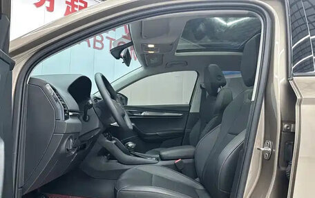 Skoda Karoq I, 2022 год, 1 690 000 рублей, 4 фотография