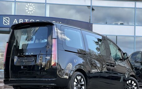 Hyundai Staria, 2024 год, 8 990 000 рублей, 4 фотография