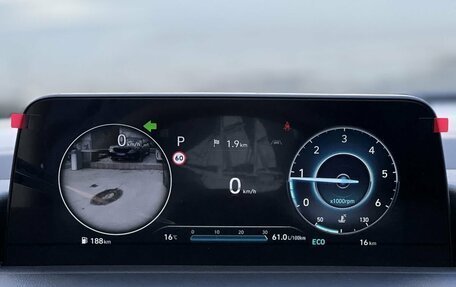 Hyundai Staria, 2024 год, 8 990 000 рублей, 22 фотография