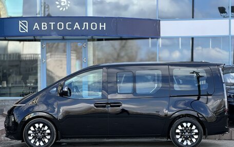Hyundai Staria, 2024 год, 8 990 000 рублей, 3 фотография