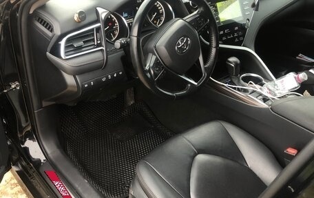 Toyota Camry, 2020 год, 2 800 000 рублей, 2 фотография