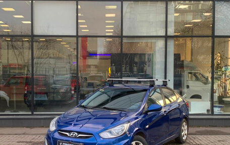 Hyundai Solaris II рестайлинг, 2012 год, 720 000 рублей, 4 фотография