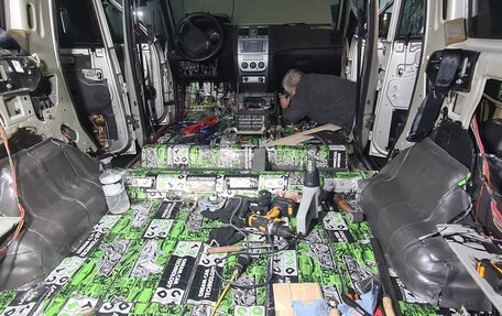 ЛуАЗ Patriot, 2015 год, 1 150 000 рублей, 23 фотография