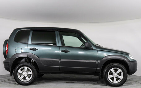 Chevrolet Niva I рестайлинг, 2016 год, 797 000 рублей, 4 фотография