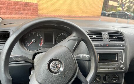 Volkswagen Polo VI (EU Market), 2016 год, 950 000 рублей, 8 фотография