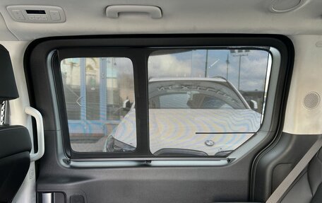 Hyundai Staria, 2024 год, 8 990 000 рублей, 13 фотография