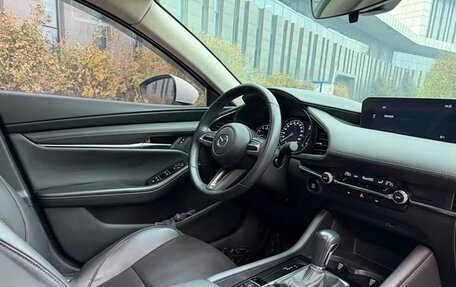 Mazda 3, 2021 год, 1 900 005 рублей, 26 фотография