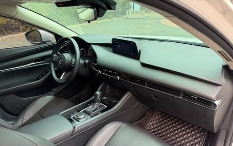 Mazda 3, 2021 год, 1 900 005 рублей, 27 фотография