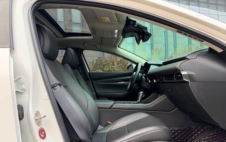 Mazda 3, 2021 год, 1 900 005 рублей, 25 фотография
