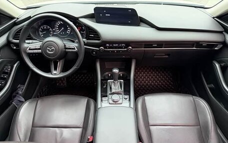 Mazda 3, 2021 год, 1 900 005 рублей, 24 фотография