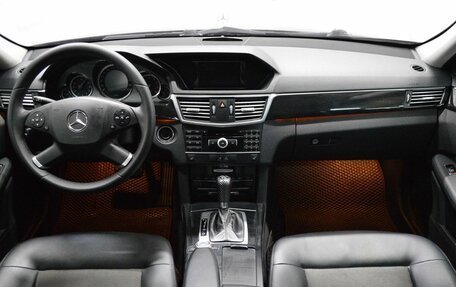 Mercedes-Benz E-Класс, 2011 год, 1 250 000 рублей, 14 фотография