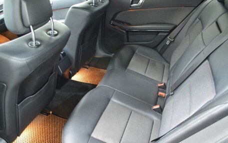 Mercedes-Benz E-Класс, 2011 год, 1 250 000 рублей, 11 фотография