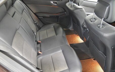 Mercedes-Benz E-Класс, 2011 год, 1 250 000 рублей, 13 фотография