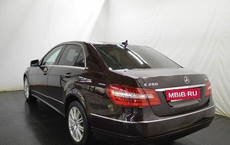 Mercedes-Benz E-Класс, 2011 год, 1 250 000 рублей, 7 фотография