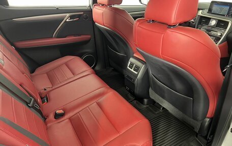 Lexus RX IV рестайлинг, 2021 год, 5 600 000 рублей, 12 фотография