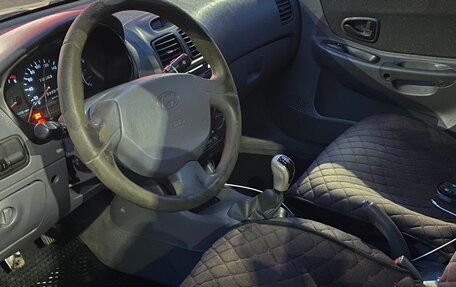 Hyundai Accent II, 2003 год, 450 000 рублей, 11 фотография