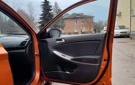 Hyundai Solaris II рестайлинг, 2014 год, 630 000 рублей, 4 фотография